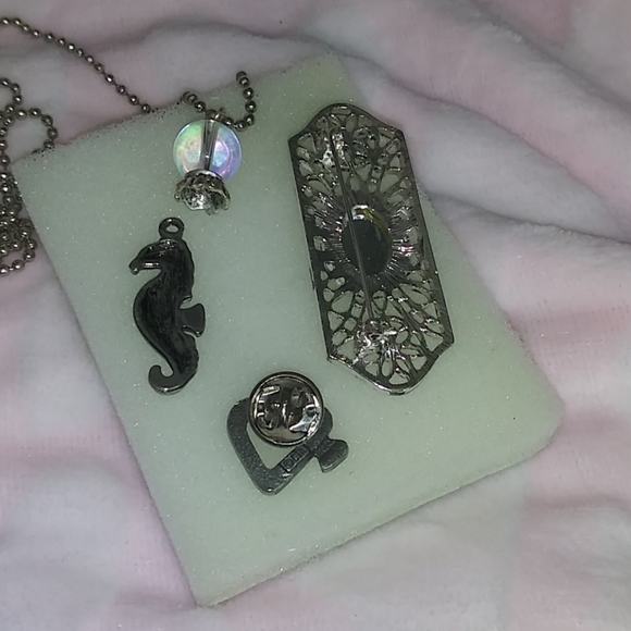 Jewelry bundle - Picture 6 of 6